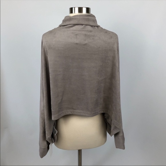 Lime & Vine Faux Suede Cowl Neck Cropped Sweater - Picture 3 of 6